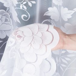 Kwiaty Firanka żakardowa 023006 - wys 250x300 cm - biała